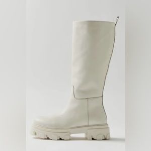 Steve Madden Priority Boot